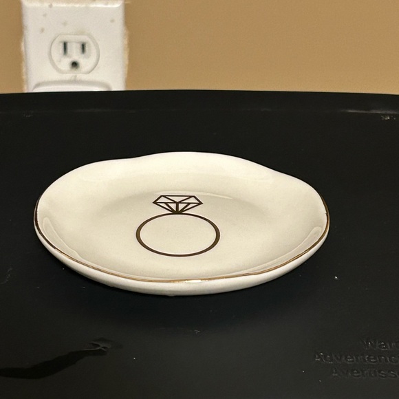 Jewelry Ring Dish with Diamond Design - Picture 3 of 11